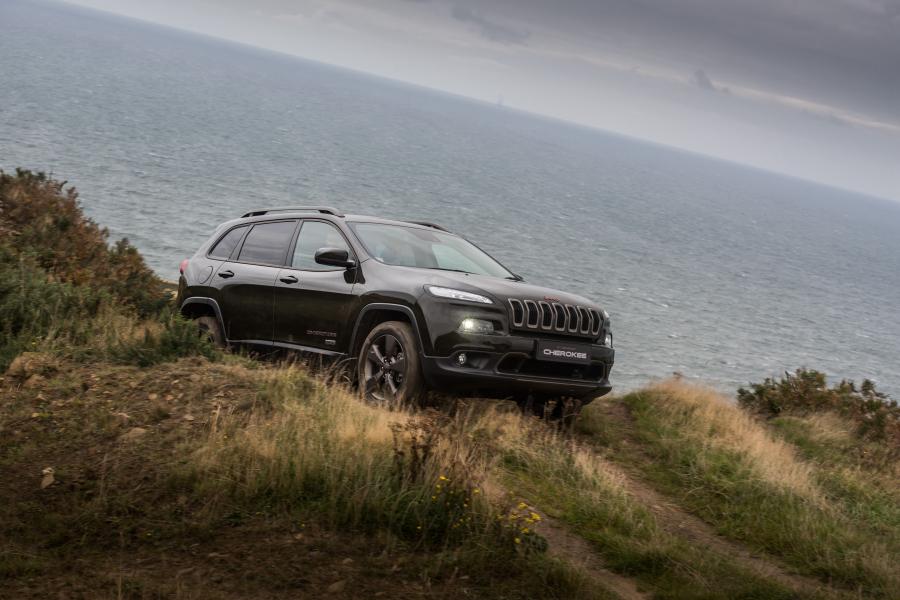  Jeep Cherokee 75th Anniversary 2016 года  (UK) (фото 1 из 2)